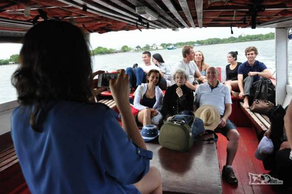 Já encontramos vários outros convidados do casamento na barca para a Ilha do Mel, no litoral do Paraná
